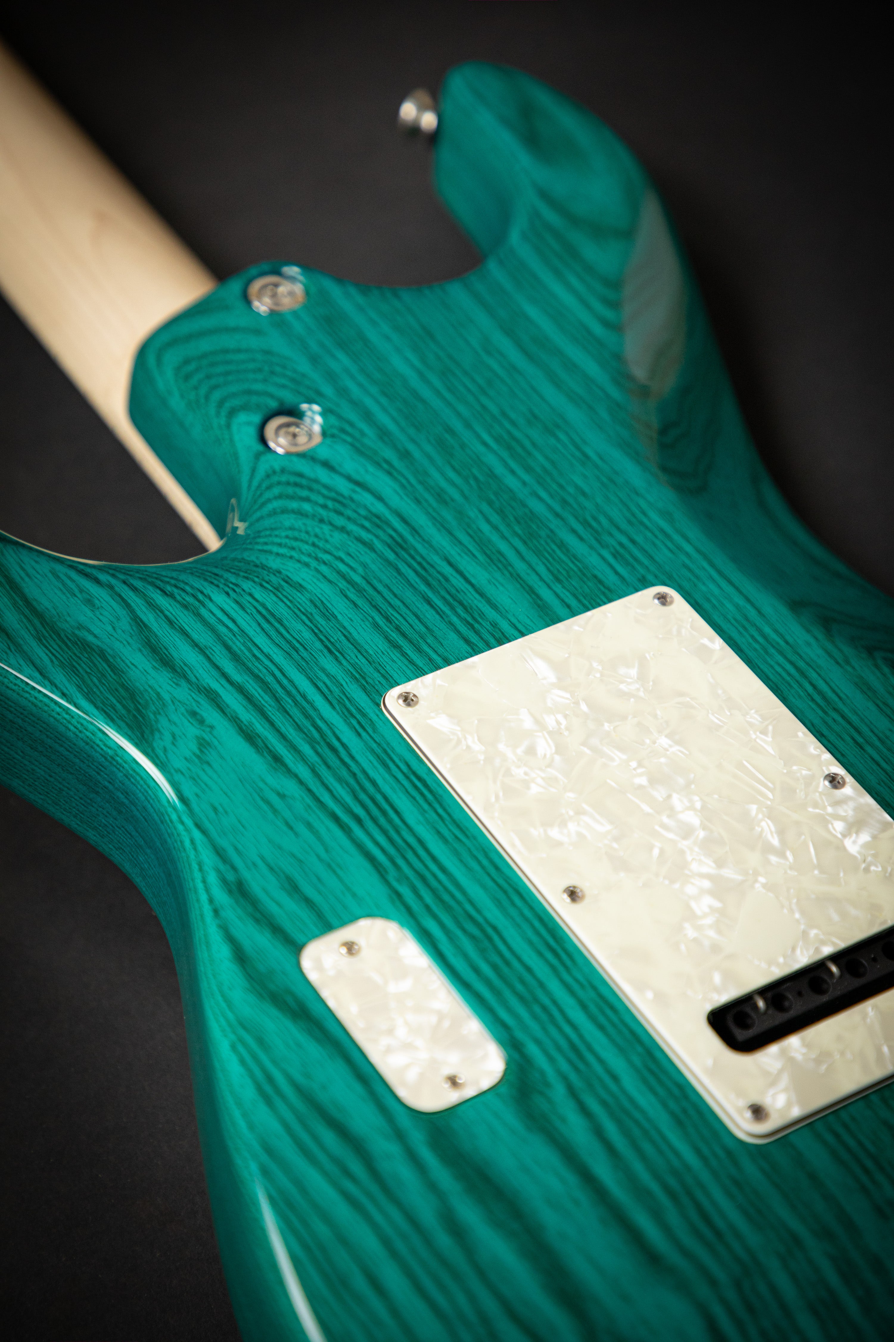 Tom Anderson The Classic Bora Bora Blue (042919N) – Guitars