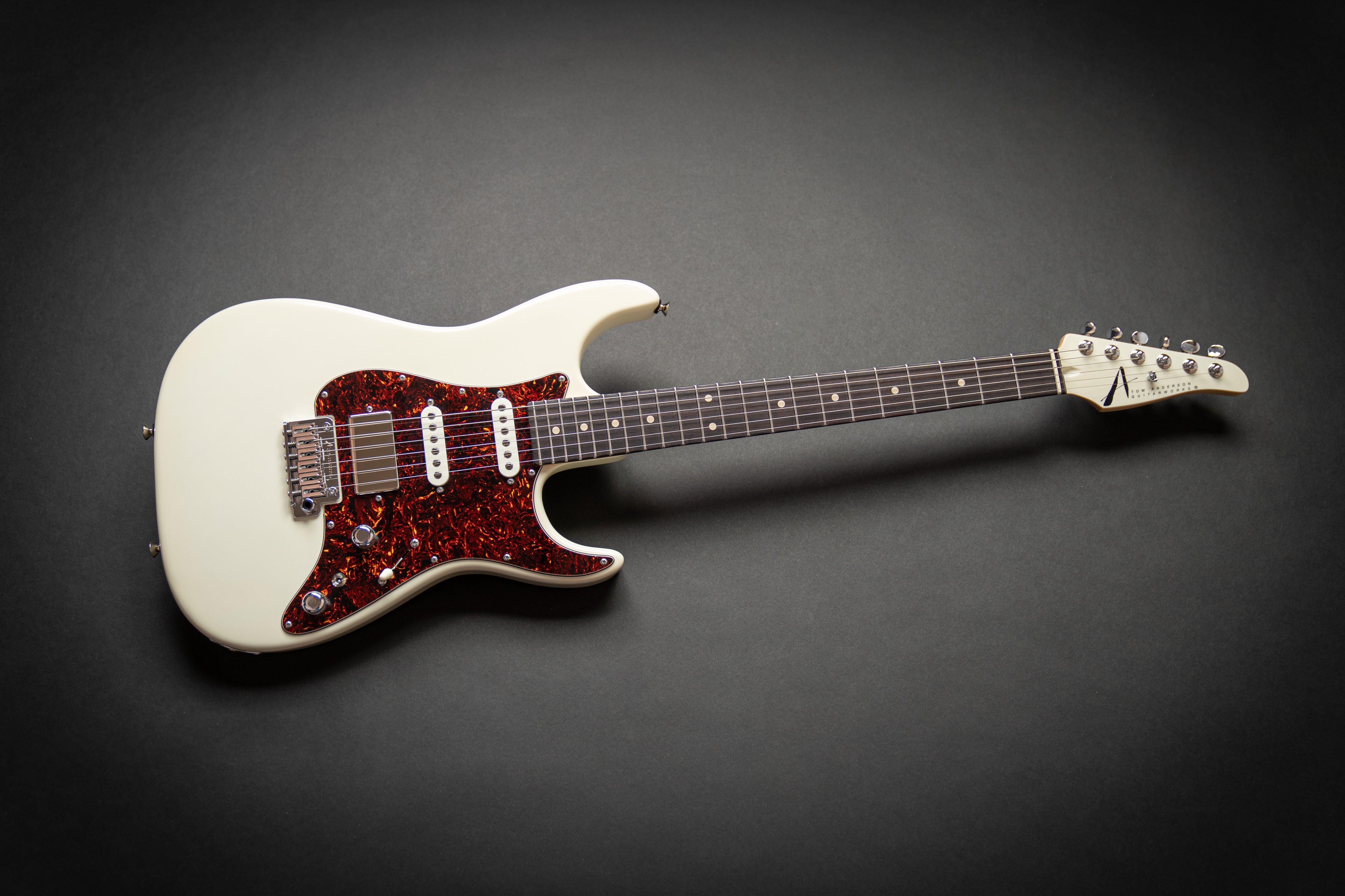 Tom Anderson The Classic Olympic White (110821N) – Guitars Rebellion