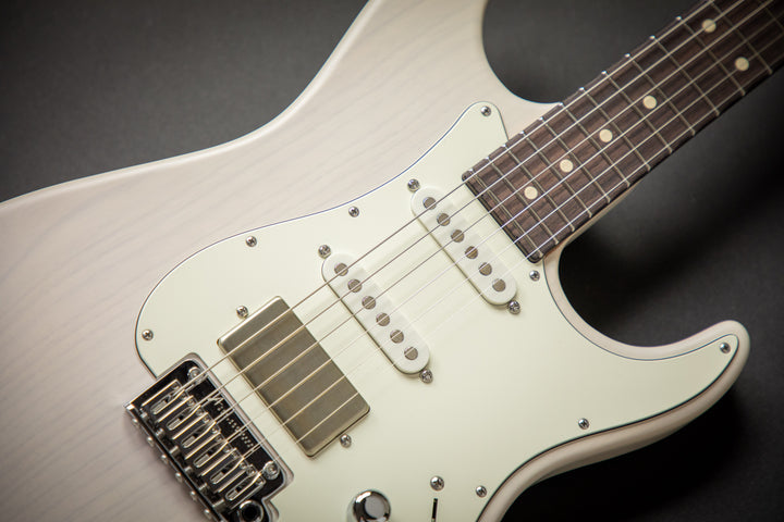 The Classic Satin Translucent White (072220P)