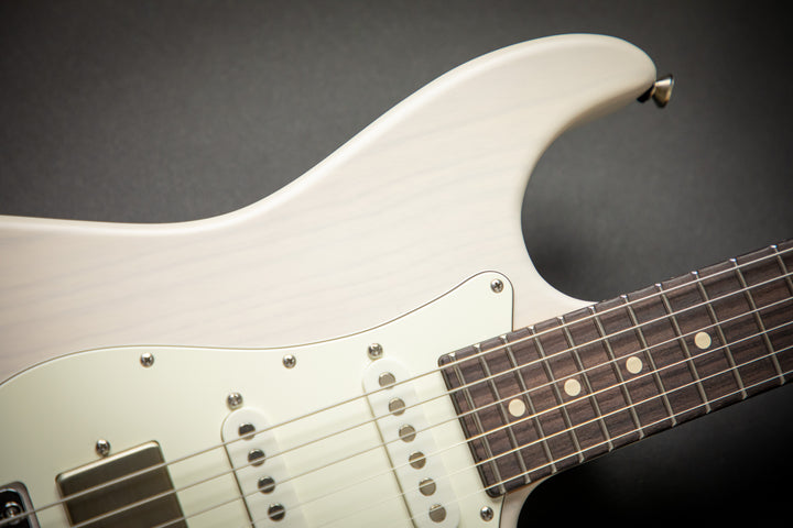The Classic Satin Translucent White (072220P)
