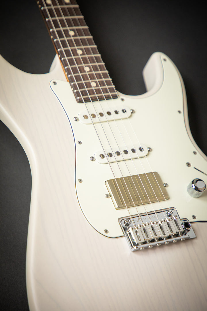 The Classic Satin Translucent White (072220P)